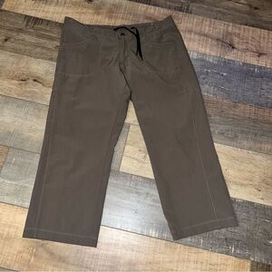 Patagonia Crop Brown/Taupe Athletic Athleisure Pants Sz 8